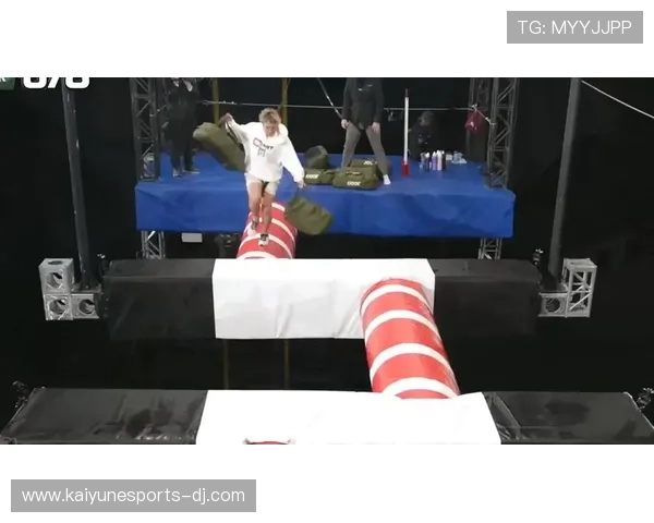 国际运动更新：女子比赛中的惊险一幕！，国外女子比赛